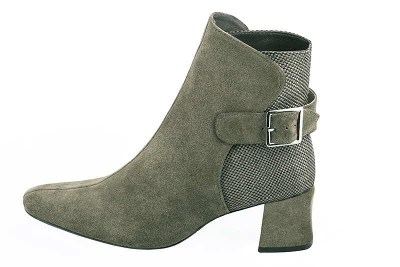 Khaki green women's ankle boots with buckles at the back. Square toe. Medium block heels. Profile view - Florence KOOIJMAN